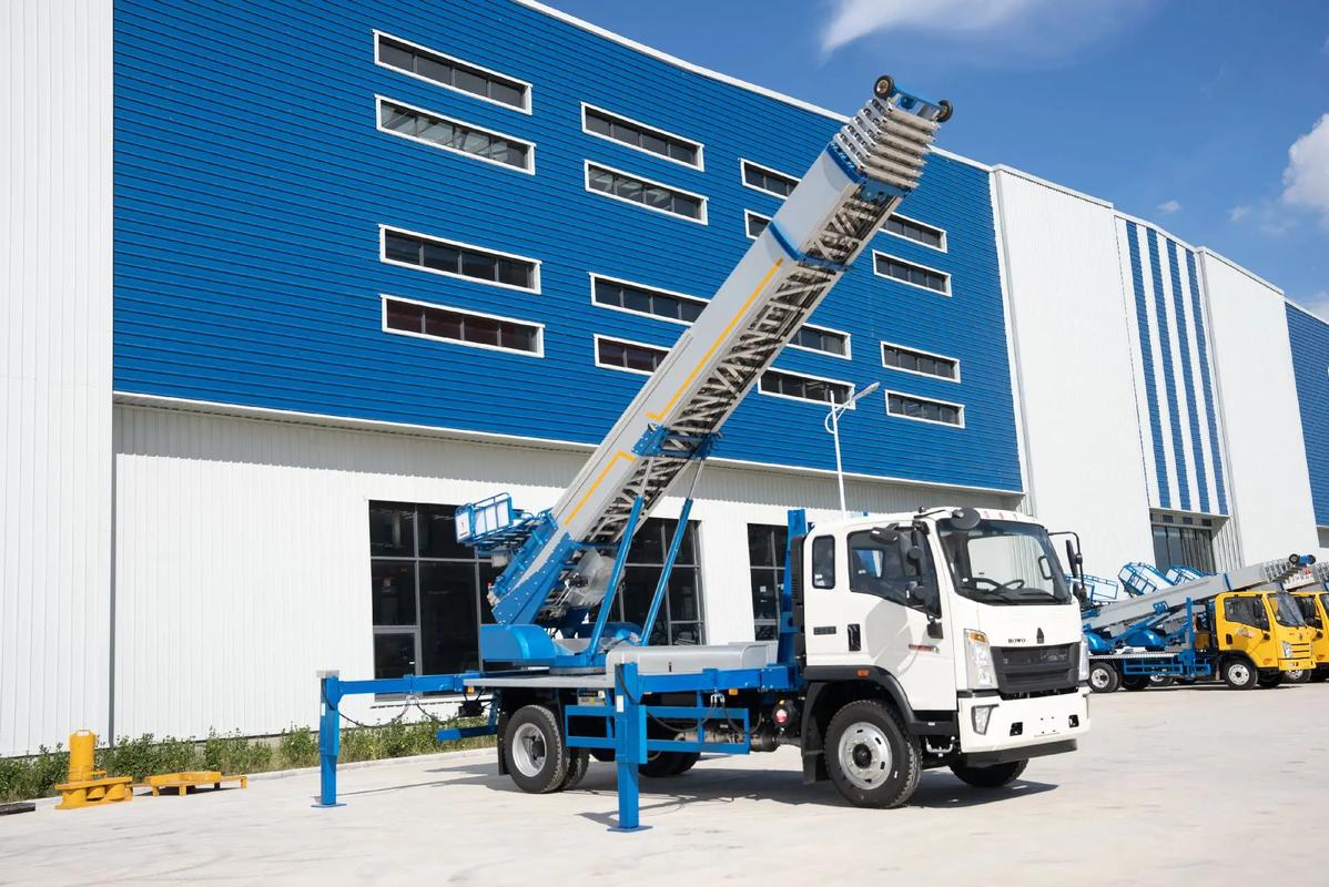 桐柏小型云梯车上料车租赁多少钱