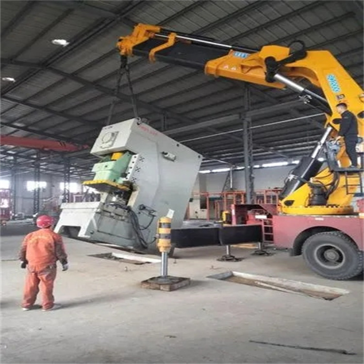 桐柏80吨折臂吊车出租附近电话