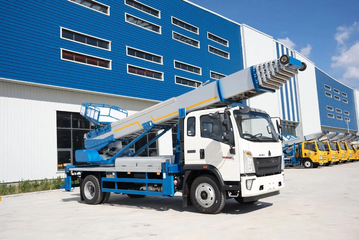 桐柏出租云梯车高空作业车 建筑垃圾搬运